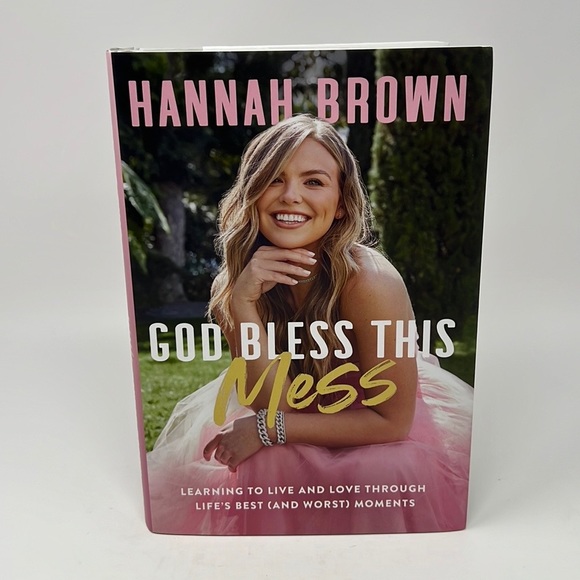 GOD BLESS THIS MESS by Hannah Brown Hardback Book - Picture 1 of 11